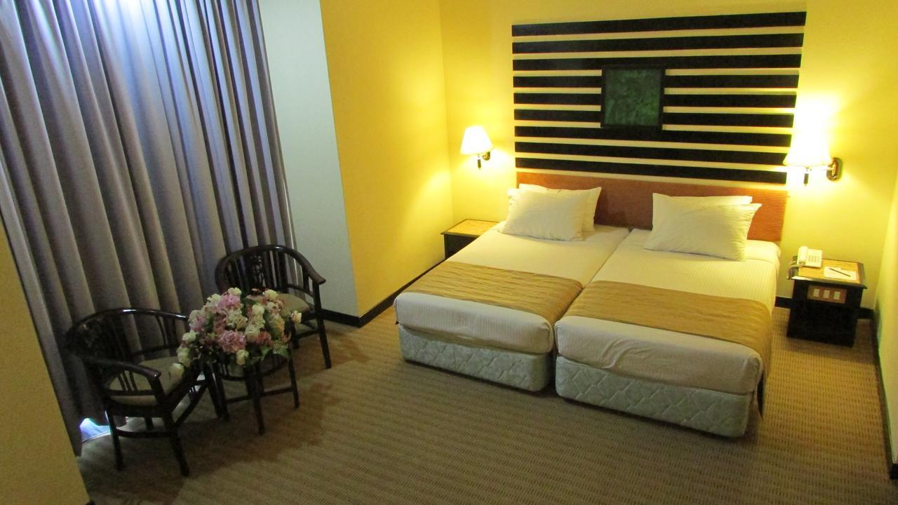 Hotel Felda Residence Hot Springs Sungkai Εξωτερικό φωτογραφία