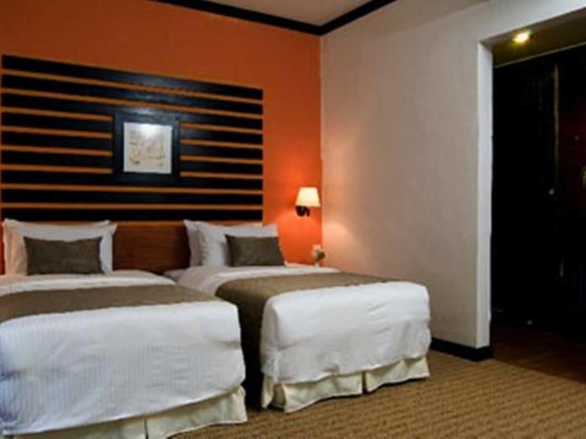 Hotel Felda Residence Hot Springs Sungkai Εξωτερικό φωτογραφία
